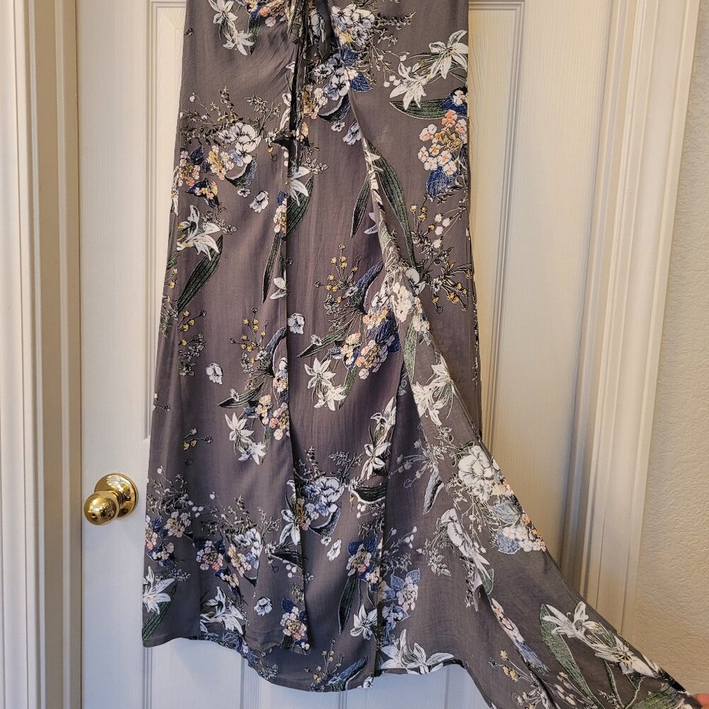 Extra small Cleobella gray floral midi wrap skirt with front slit